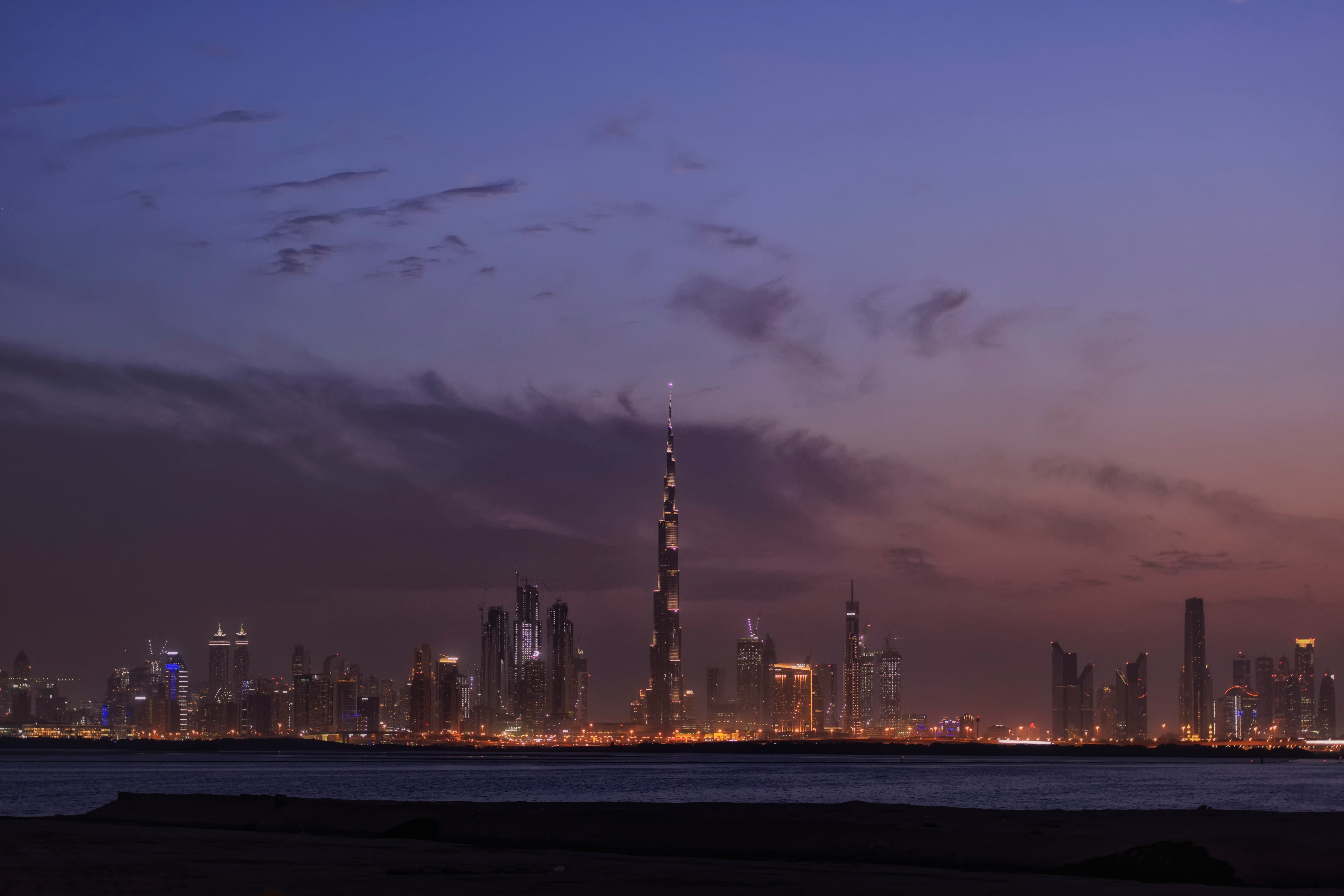 Moving services across UAE